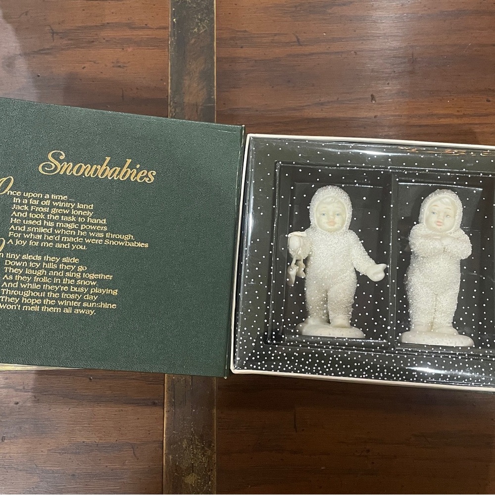 Department 56 Snowbabies - I found your mittens